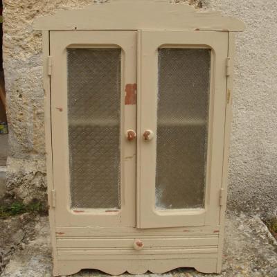 Armoirette1