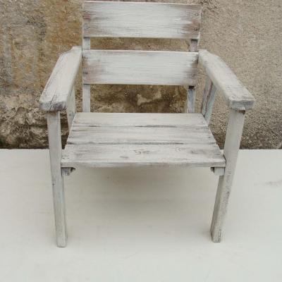 Fauteuil blanc 1